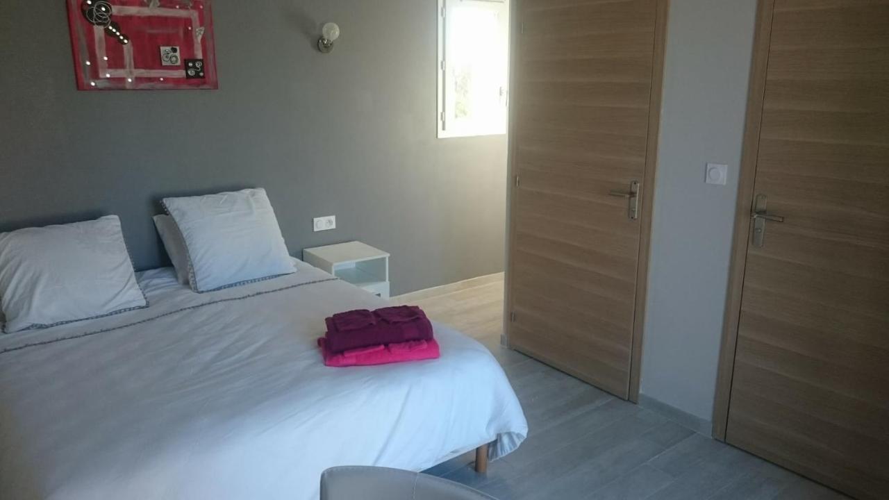 Les Figues Bed & Breakfast Caromb Luaran gambar