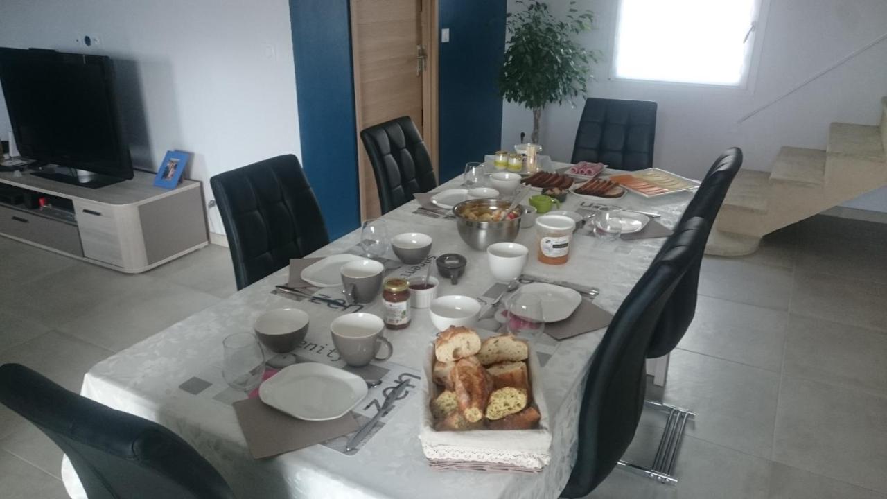 Les Figues Bed & Breakfast Caromb Luaran gambar