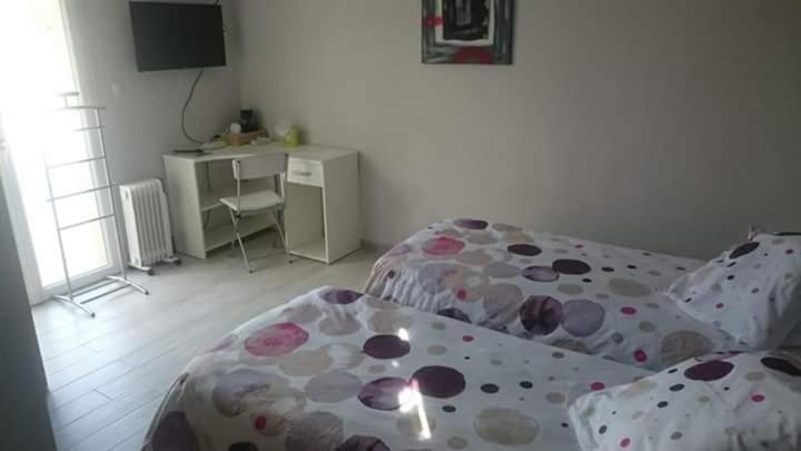 Les Figues Bed & Breakfast Caromb Luaran gambar
