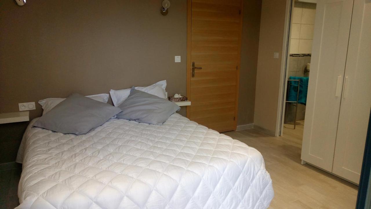 Les Figues Bed & Breakfast Caromb Luaran gambar